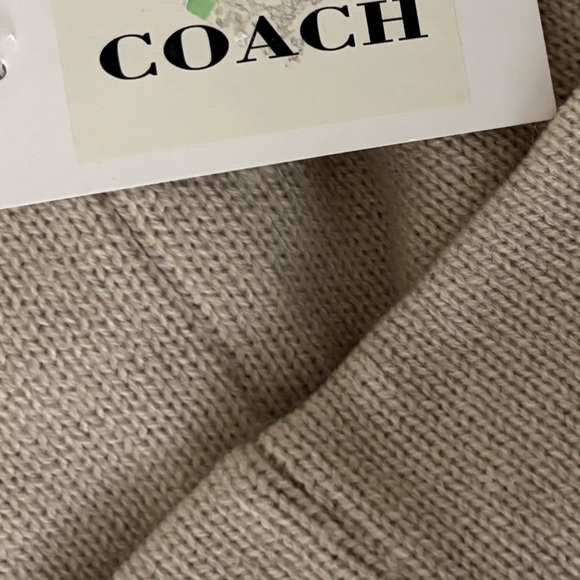 NWT COACH Logo Embroidery Beanie - Picture 3 of 4